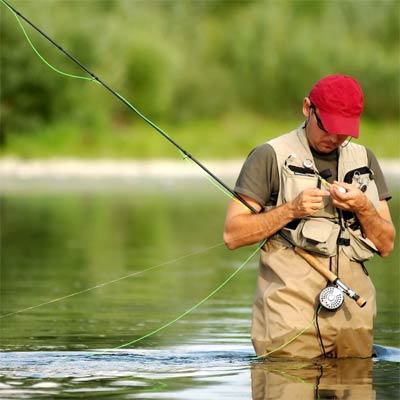Aspectos a tener en cuenta para comprar en una tienda online en España artículos de pesca